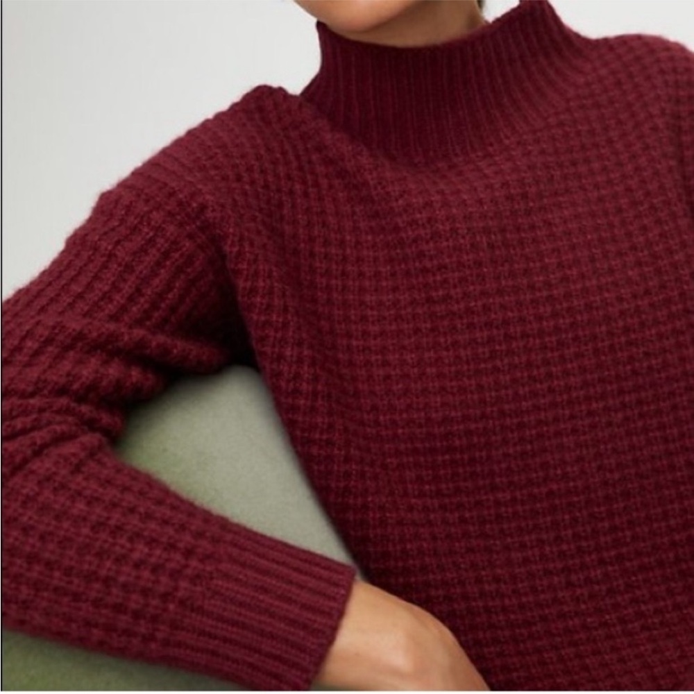 Aritzia The Group Babaton Judith cashmere sweater size small